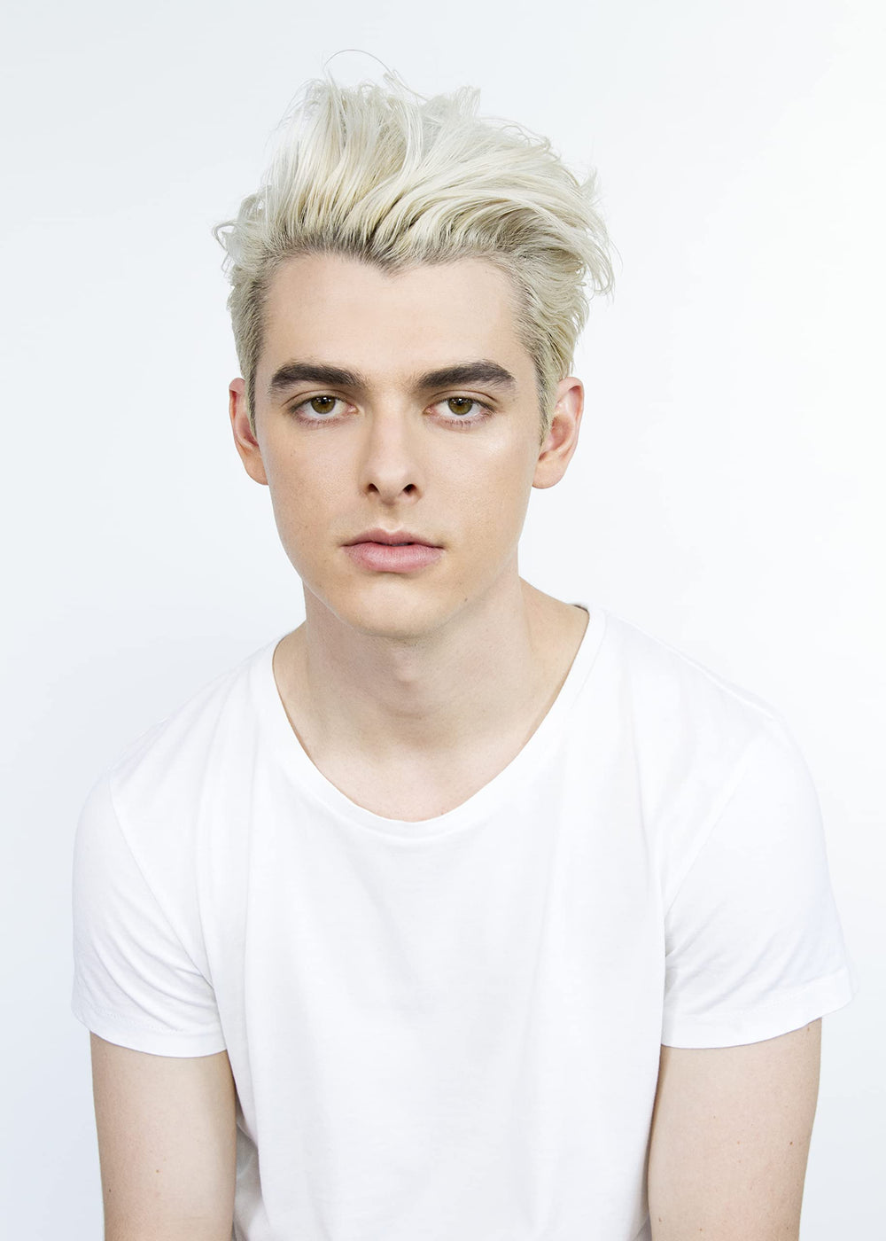 R+Co Control Flexible Paste applied to styling for texture and definition.