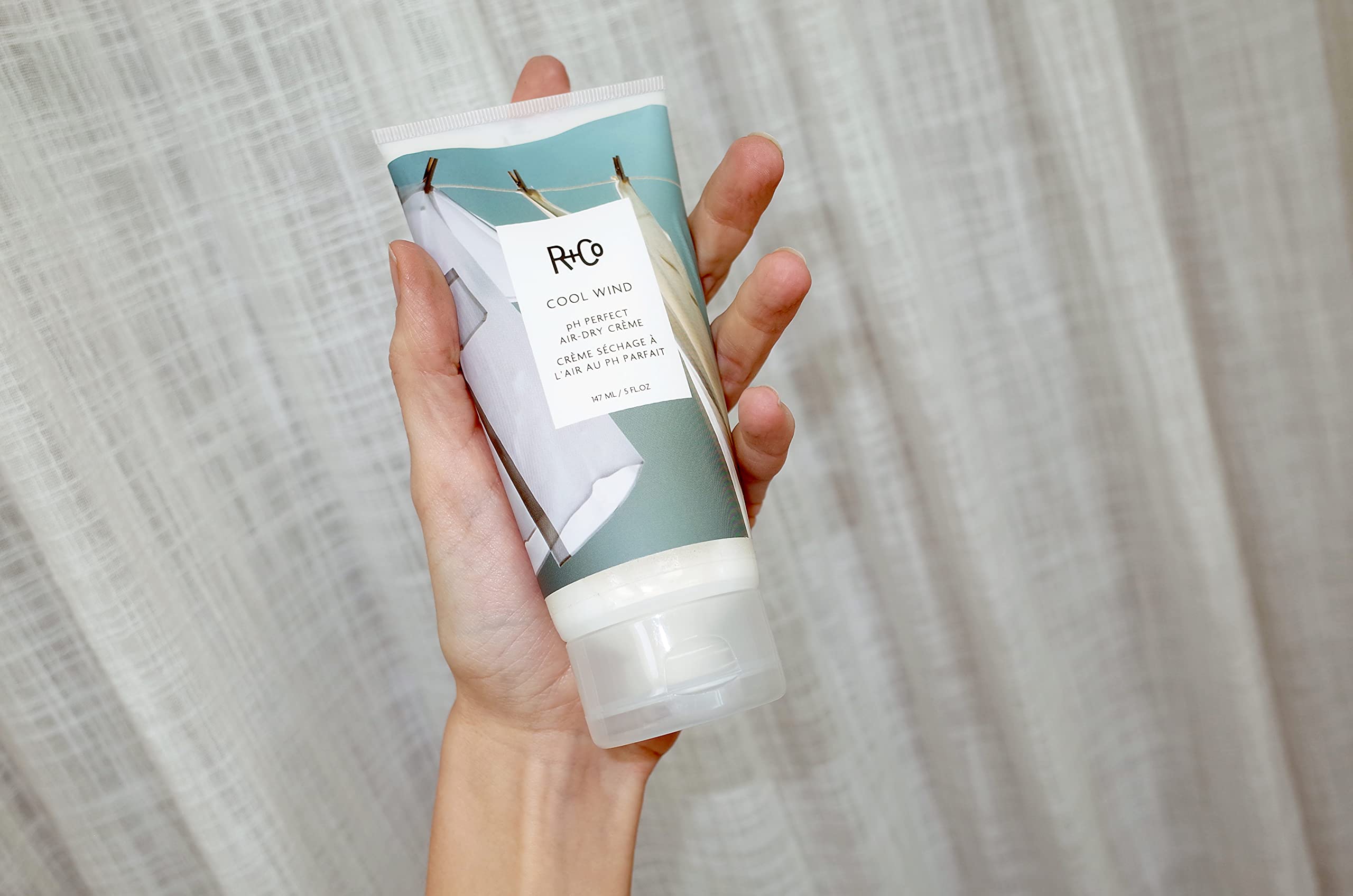 Mango Butter in Cool Wind helps detangle and add softness to hair.