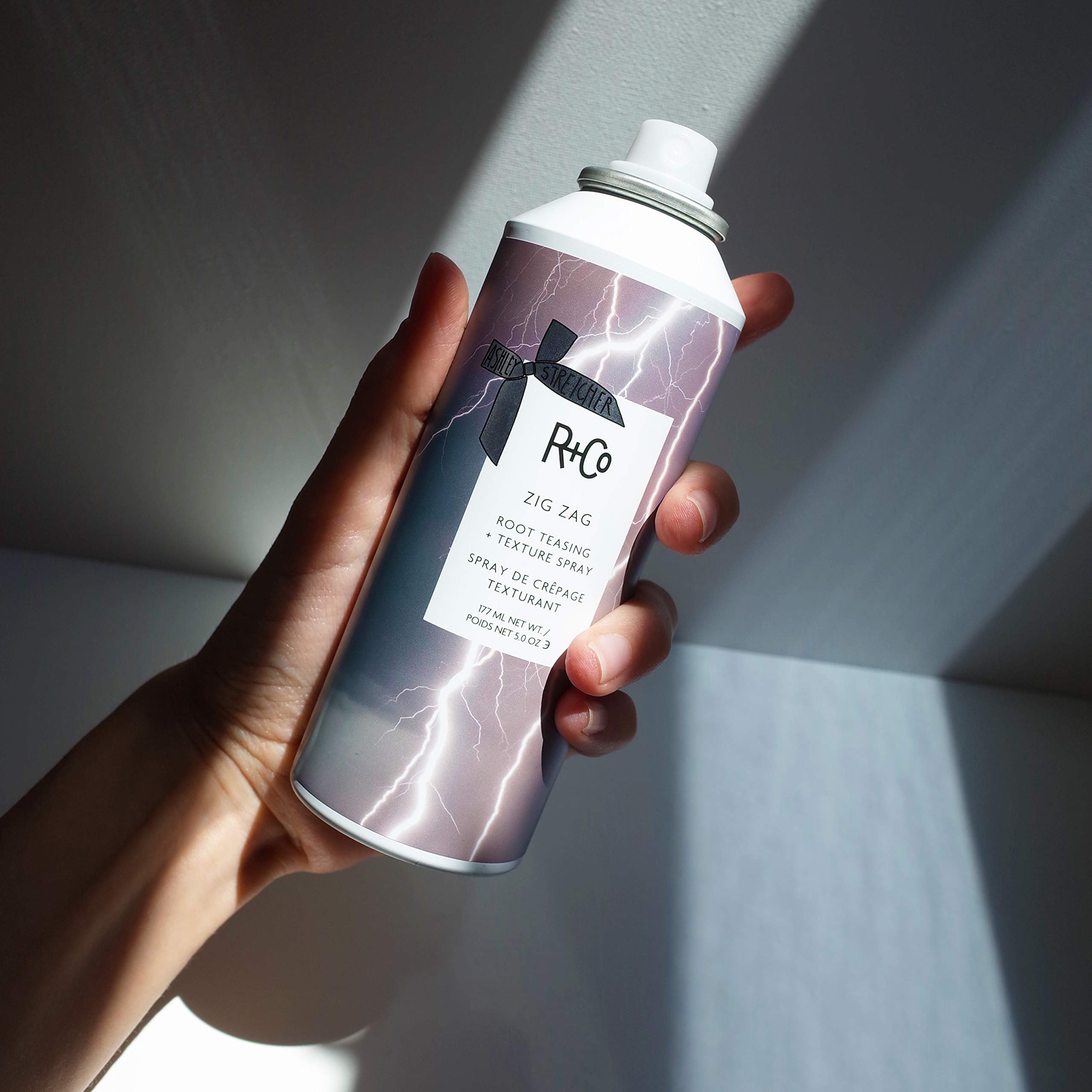 R+Co Zig Zag texture spray mist yields a natural, feathered finish