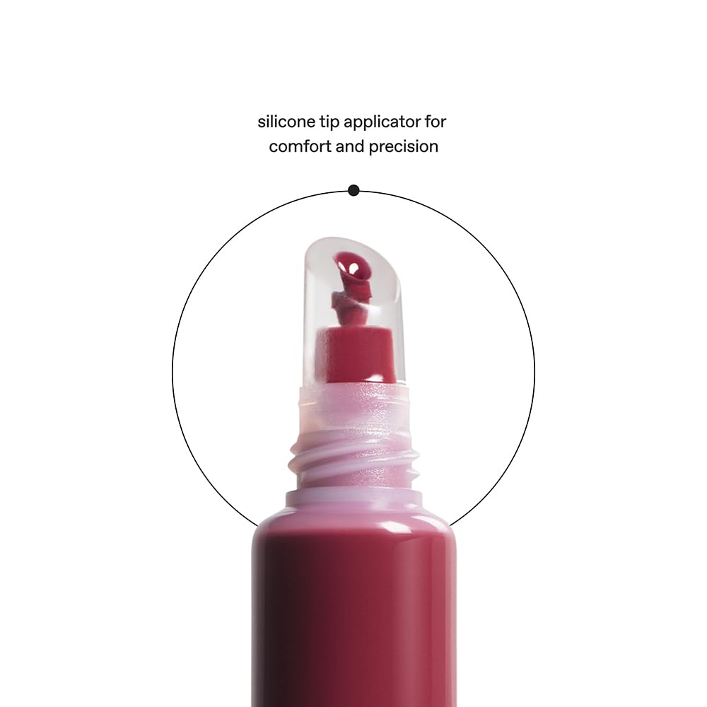 r.e.m. beauty Wicked: brillo espejo para un look luminoso.