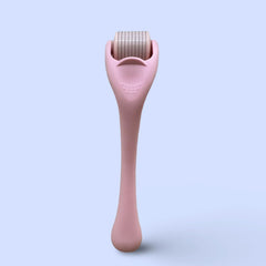 Radiant Skin Essentials 540 micropoint derma roller case keeps tools clean and portable.