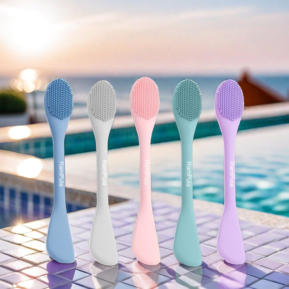 Rampula brush aids in blackhead removal while cleansing pores gently