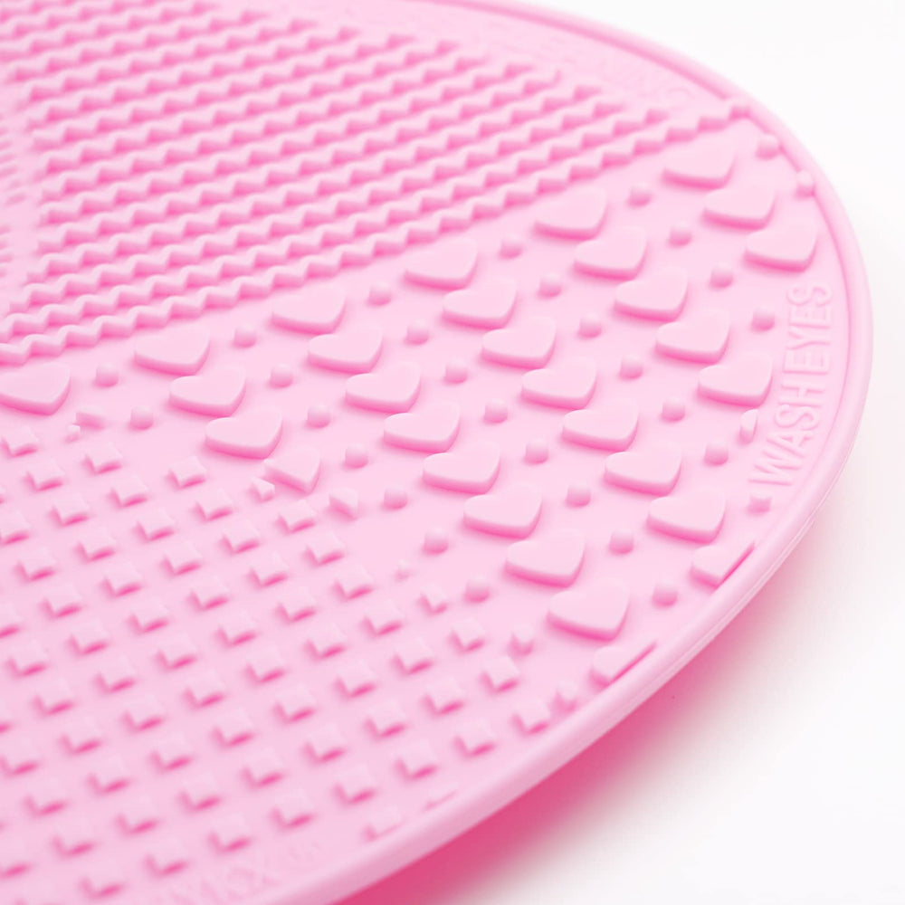 Ranphykx travel-friendly cleaning pad for at-home or on-the-go cleaning.
