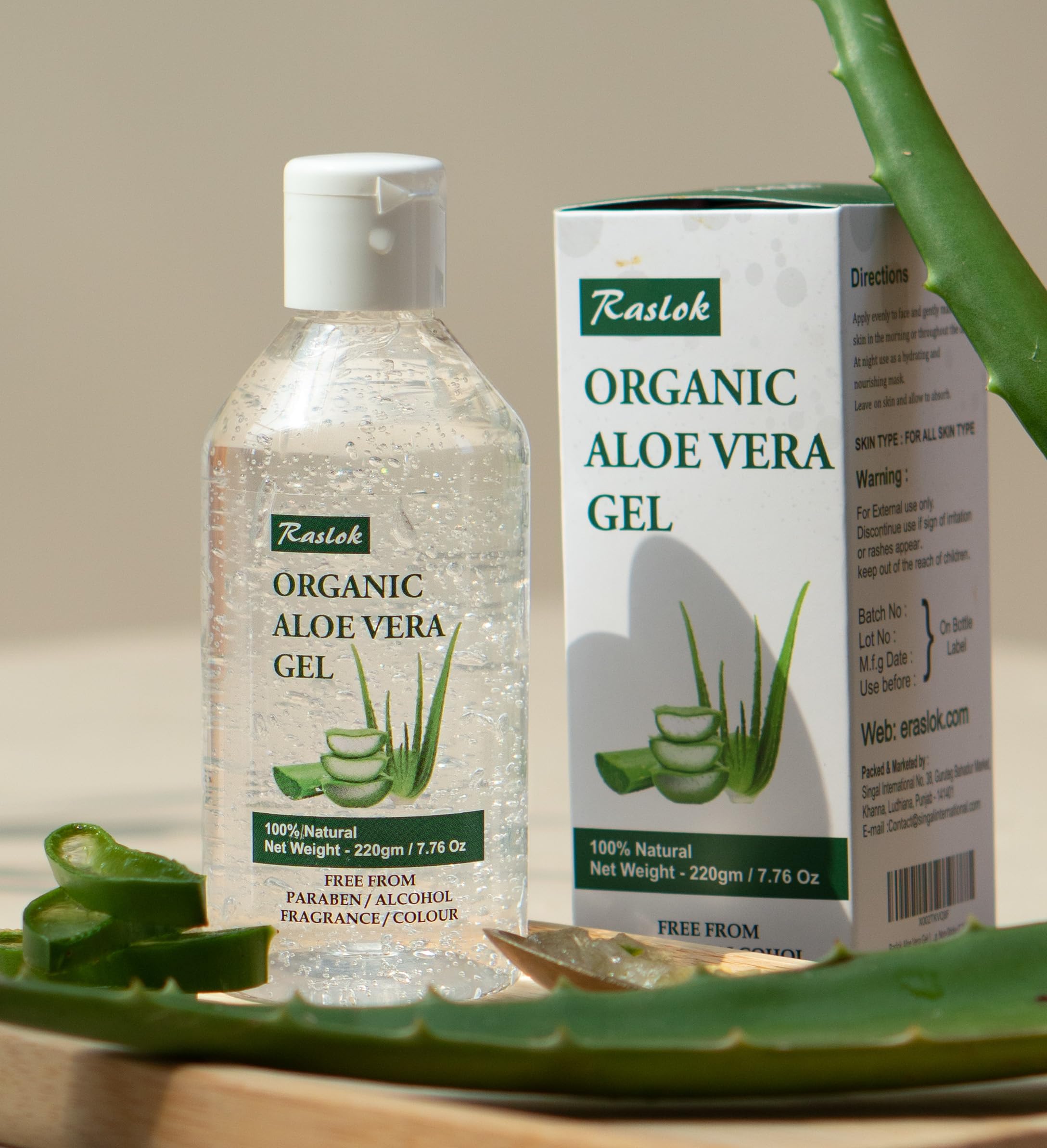 Envase de Raslok Aloe Vera Gel 220 ml, cómodo y práctico.