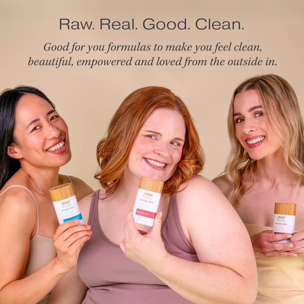 RAW SUGAR Simply Deo: coco hidrata y facilita el deslizamiento durante la aplicación diaria.