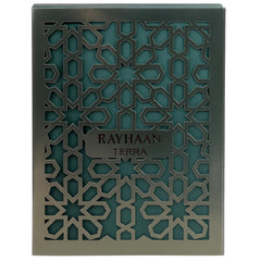 Mid notes of orange blossom and rose enrich the scent balance.
