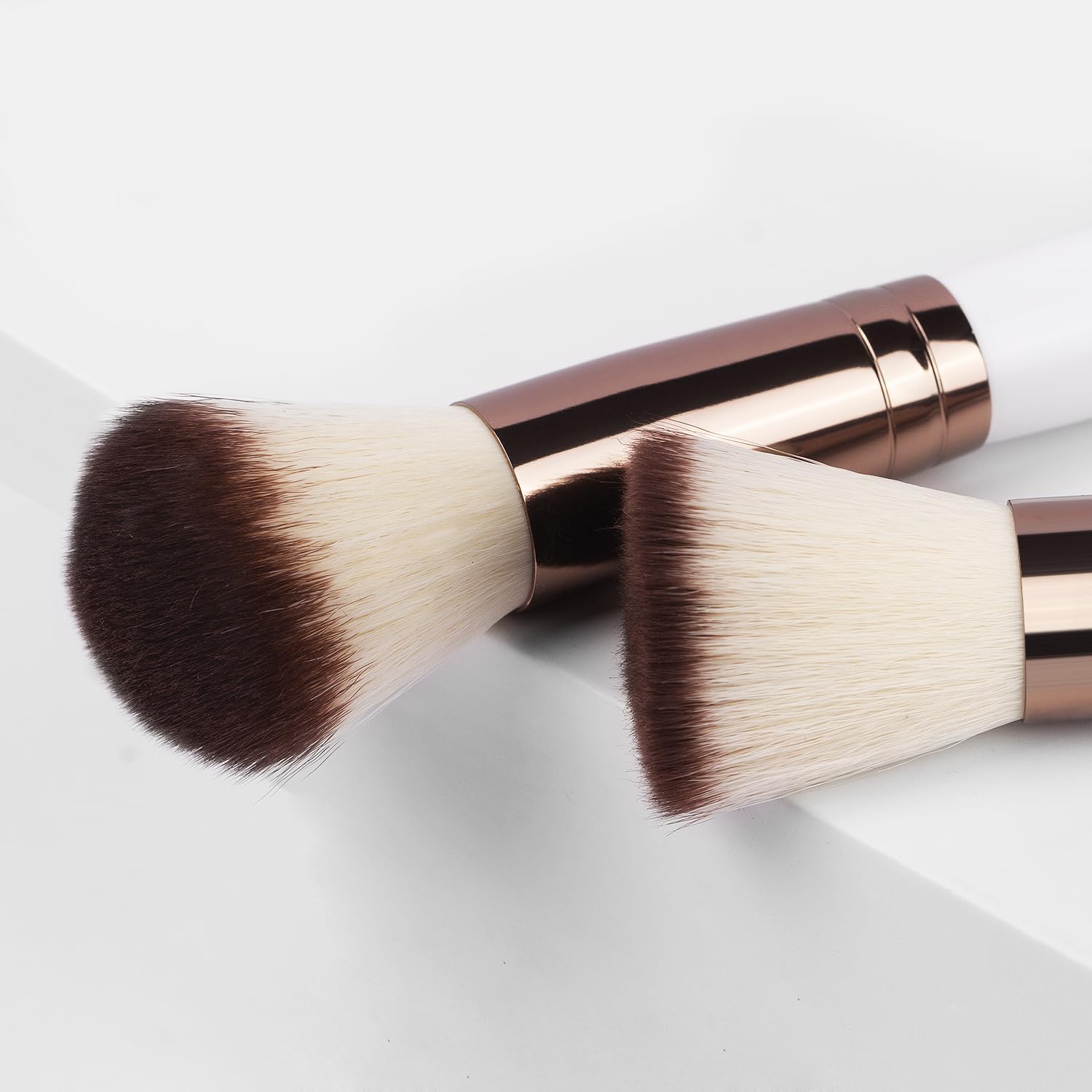 Real Perfection eyeshadow blending brush for seamless lid color.