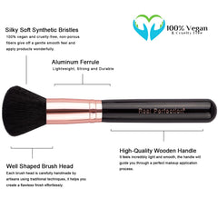 Real Perfection eyeshadow blending brush enables precise shading and seamless transitions.