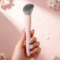 Real Perfection P106 brush close-up highlights soft bristles for controlled application.
