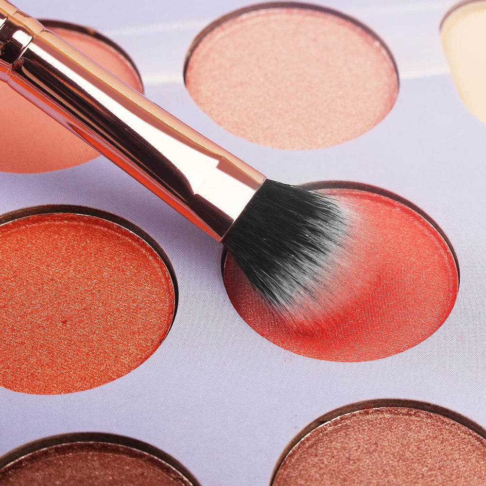 Real Perfection powder brush in pink for even setting