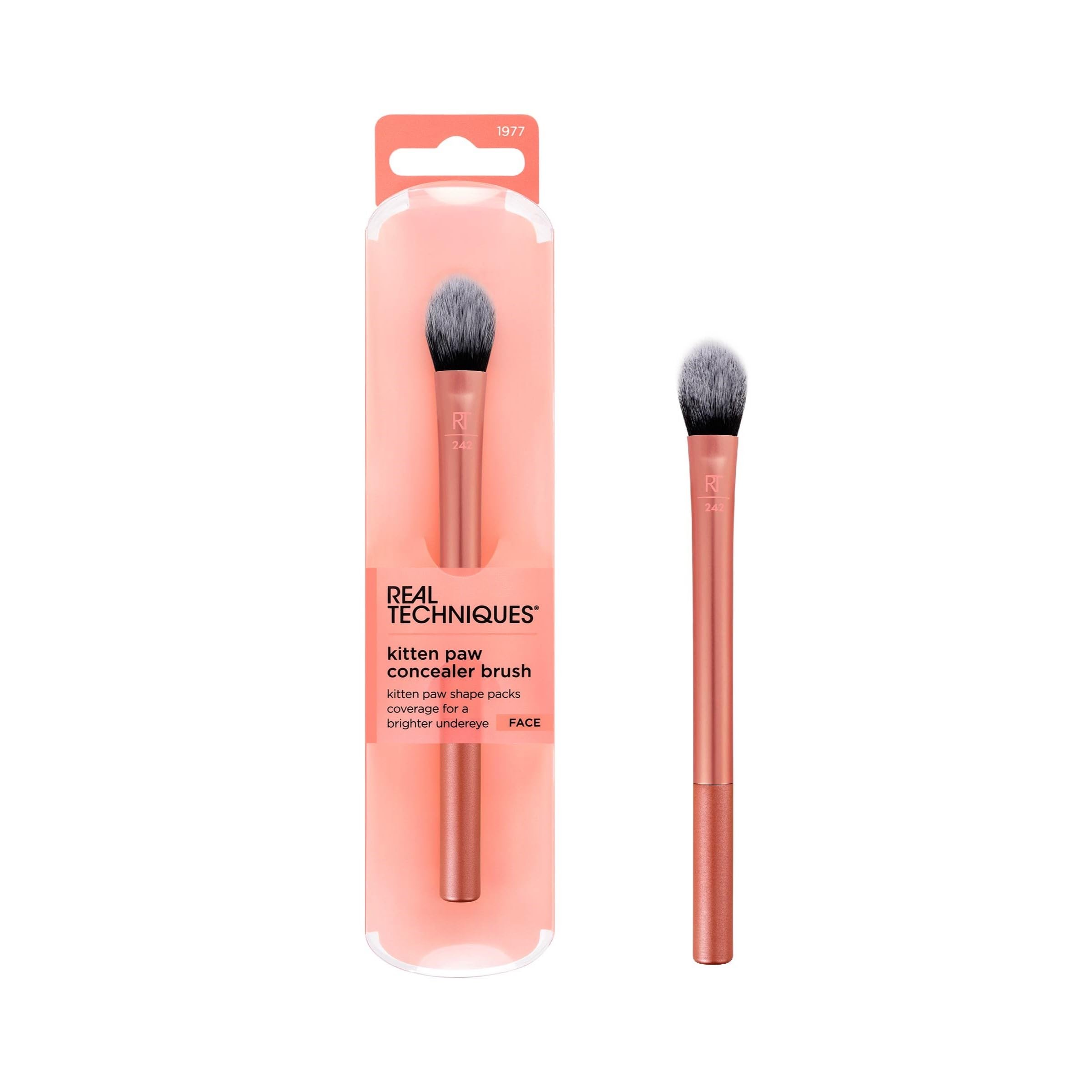 Real Techniques Brightening Concealer Brush kitten paw under-eye for smooth coverage