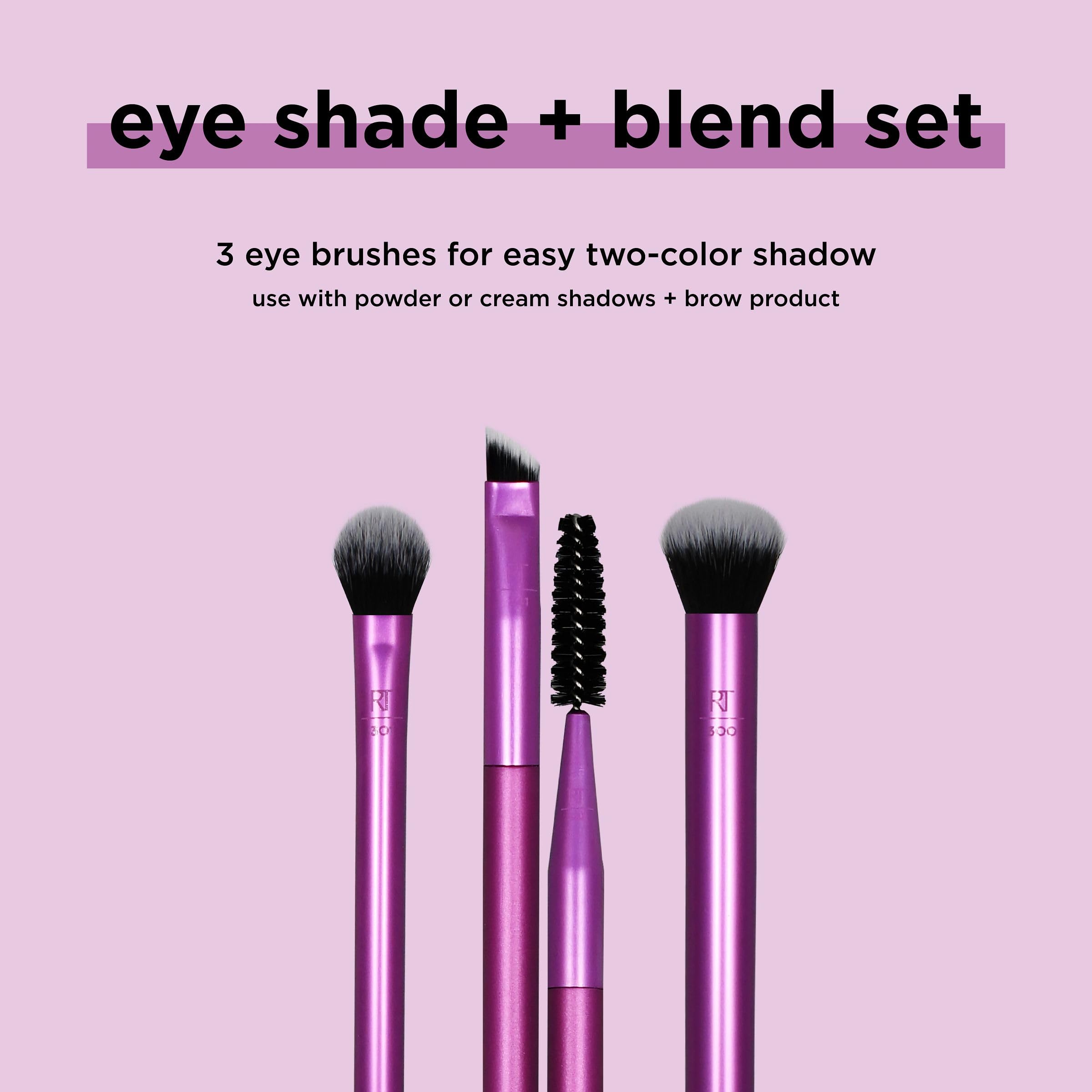 Real Techniques Eye Shade and Blend deluxe crease brush for smooth crease blending.
