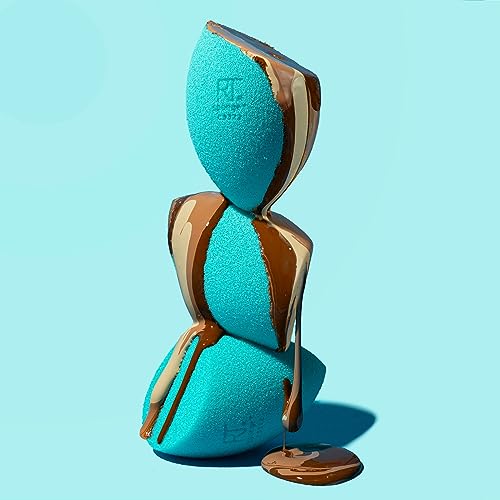 Real Techniques cruelty-free latex-free foam and vegan makeup tool