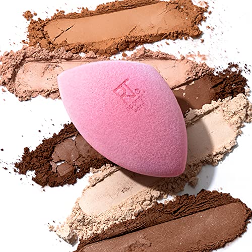 Real Techniques Miracle Powder Sponge vegan and cruelty-free design.