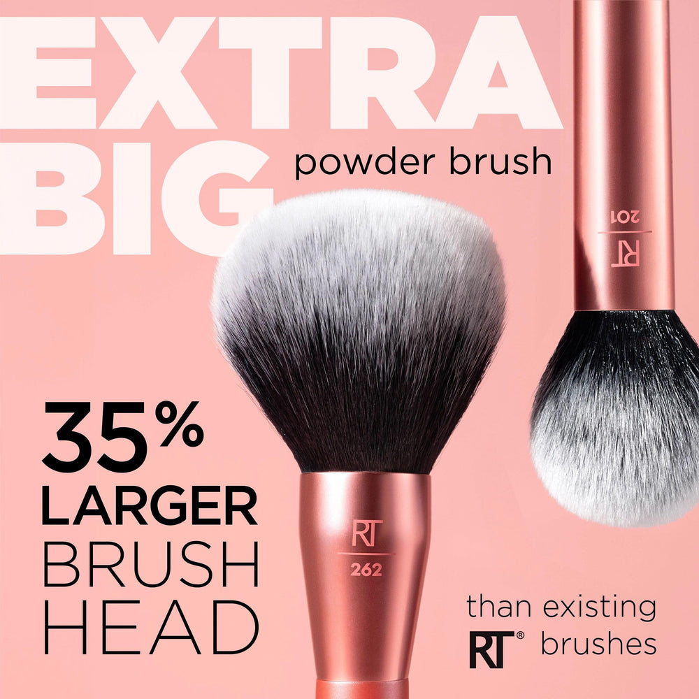 Real Techniques powder brush used for fast setting of base with powders and liquids.