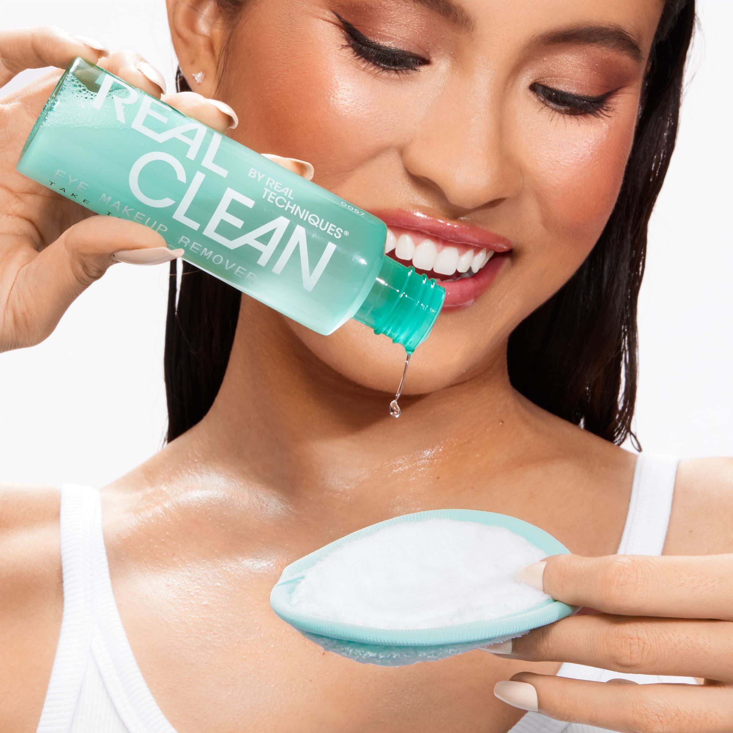 Real Techniques Real Clean In-The-Clear, apto para veganos y libre de crueldad.