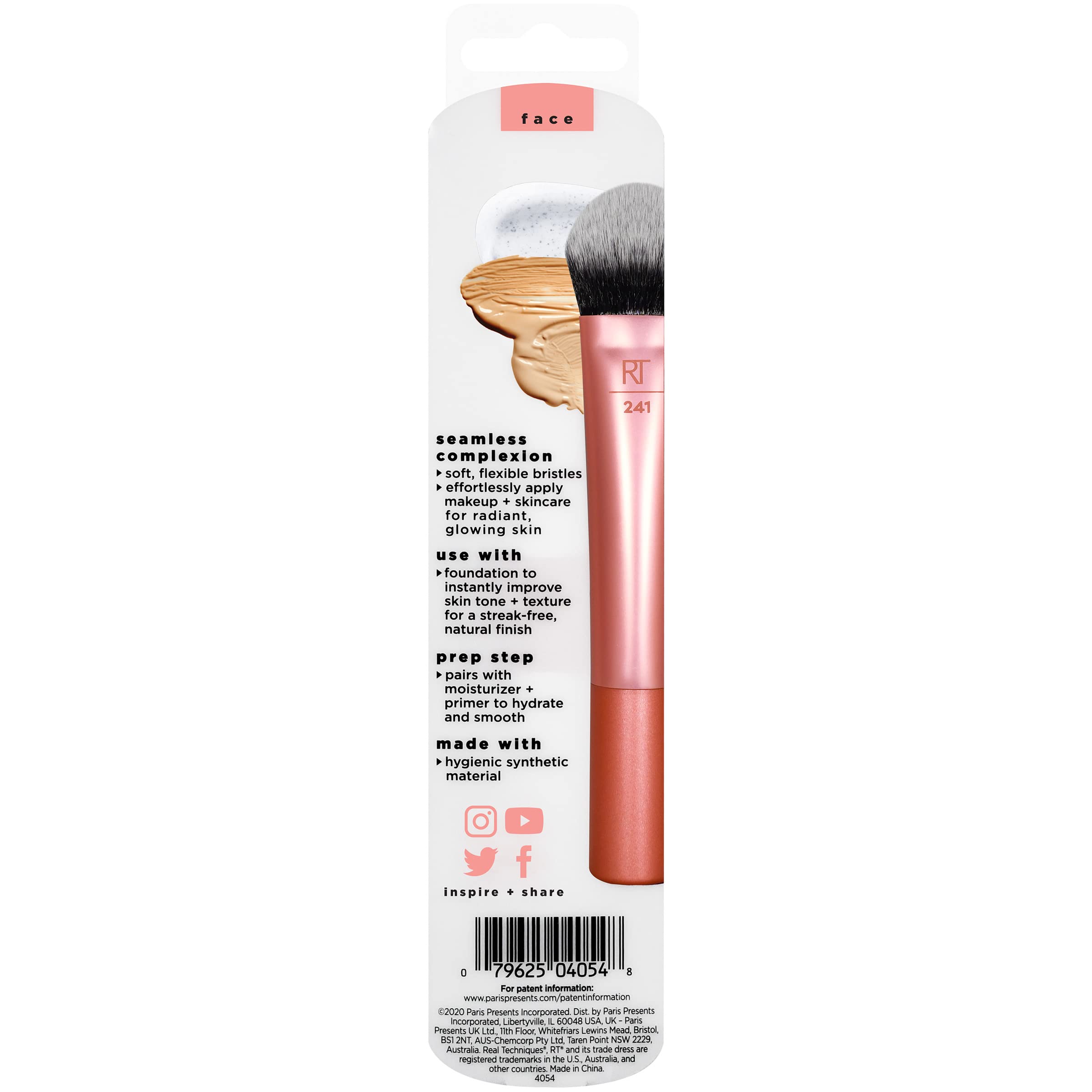 Real Techniques Seamless Complexion Brush aluminum ferrule lightweight design for stability