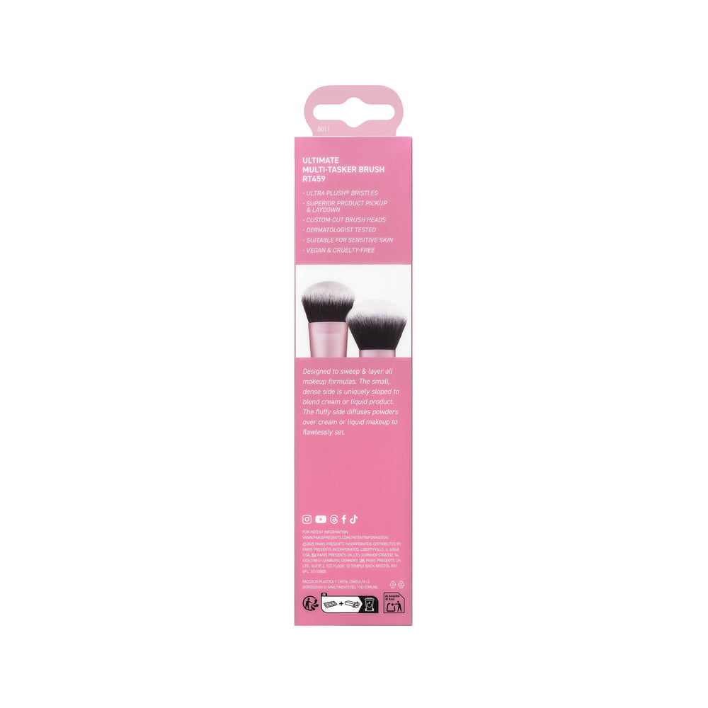 Real Techniques Ultimate Multi-Tasker Brush travel-friendly design for on-the-go touch-ups.