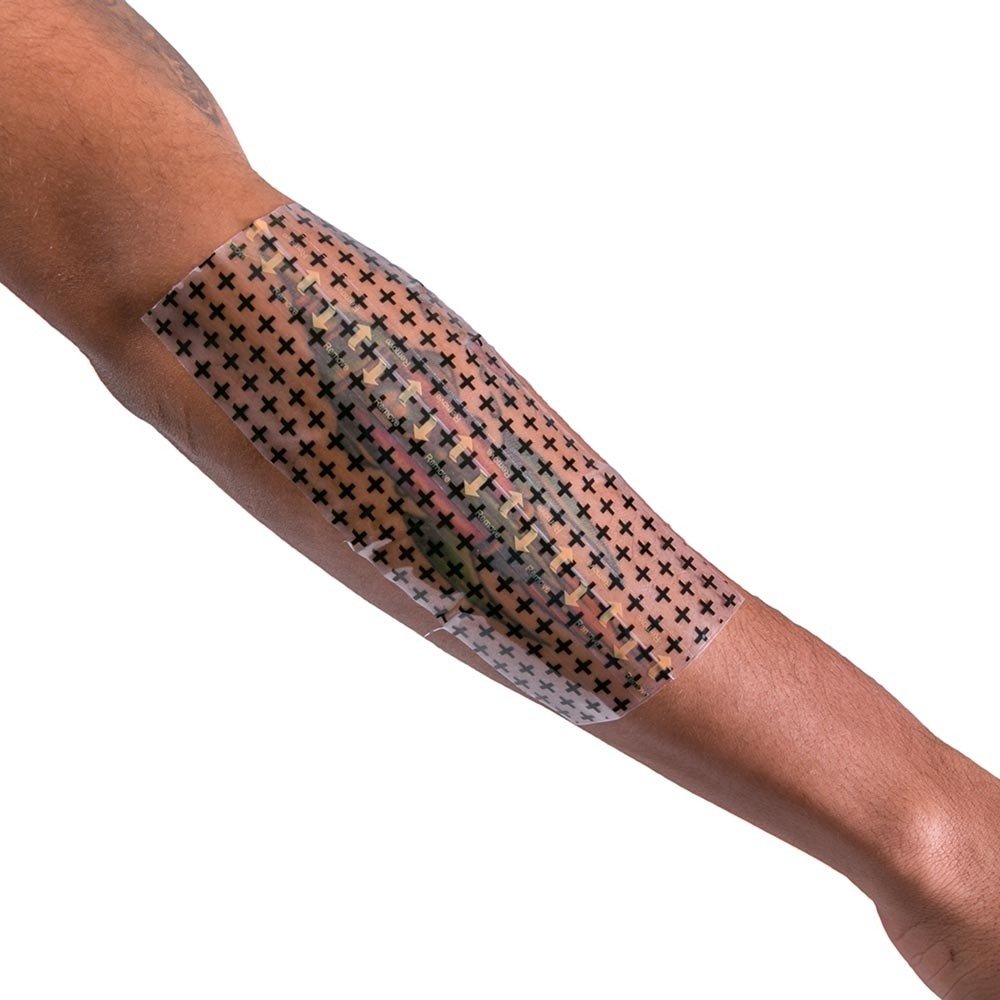 Latex-free Recovery patch design supports irritation-free wear during daily activities.