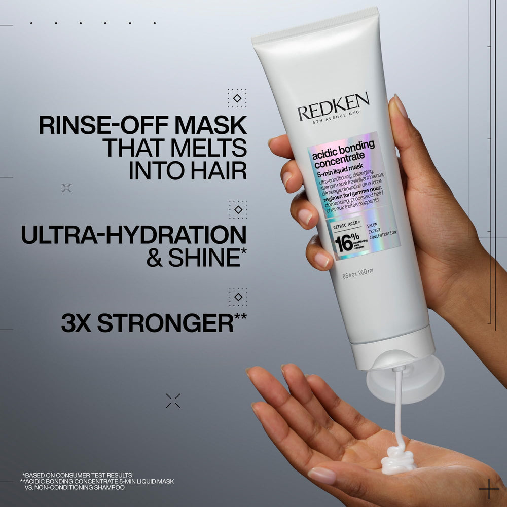 Botella de Redken Acidic Bonding Concentrate, distribución uniforme en cabello mojado