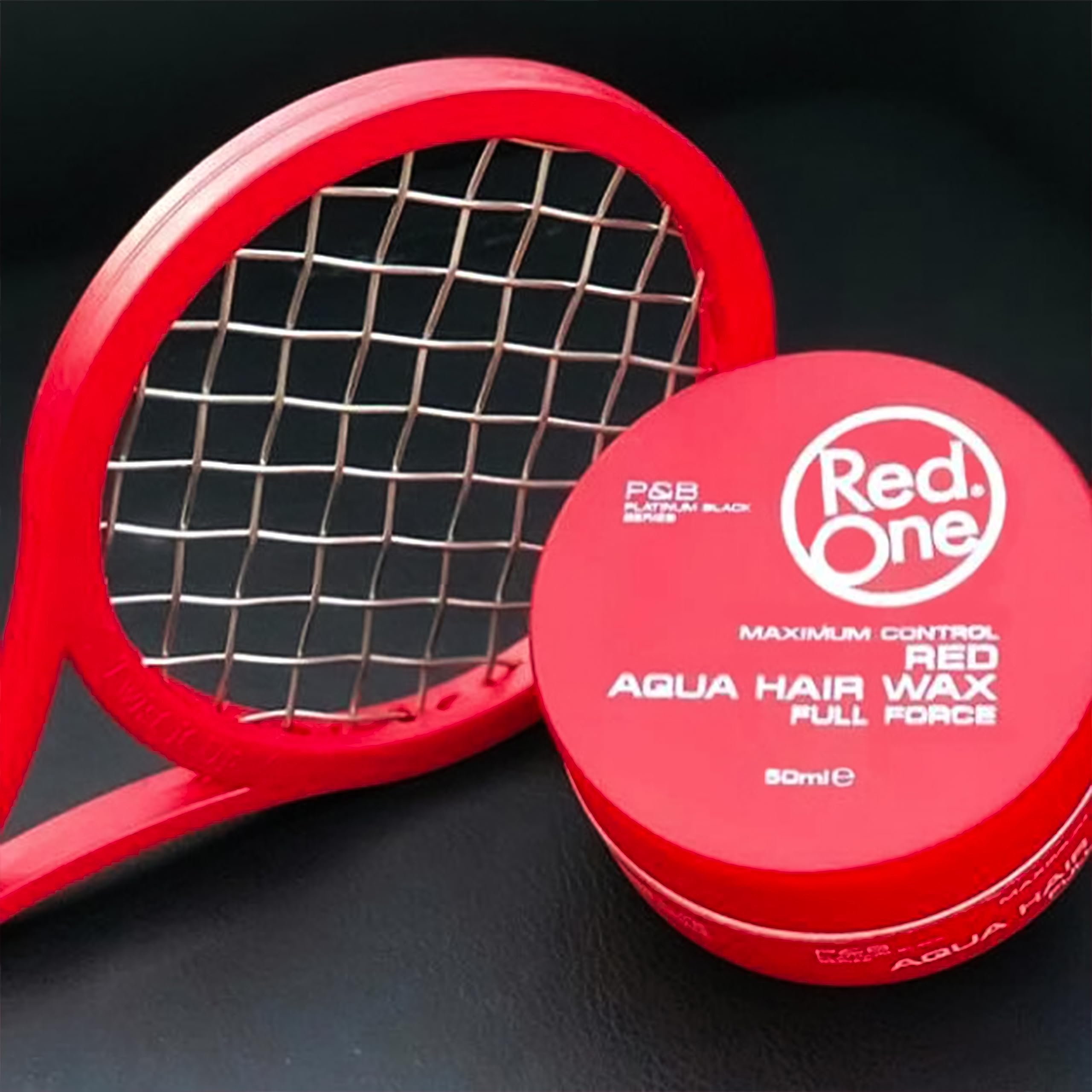Redone Aqua Wax tamano-viaje: cabe en bolso para retoques.
