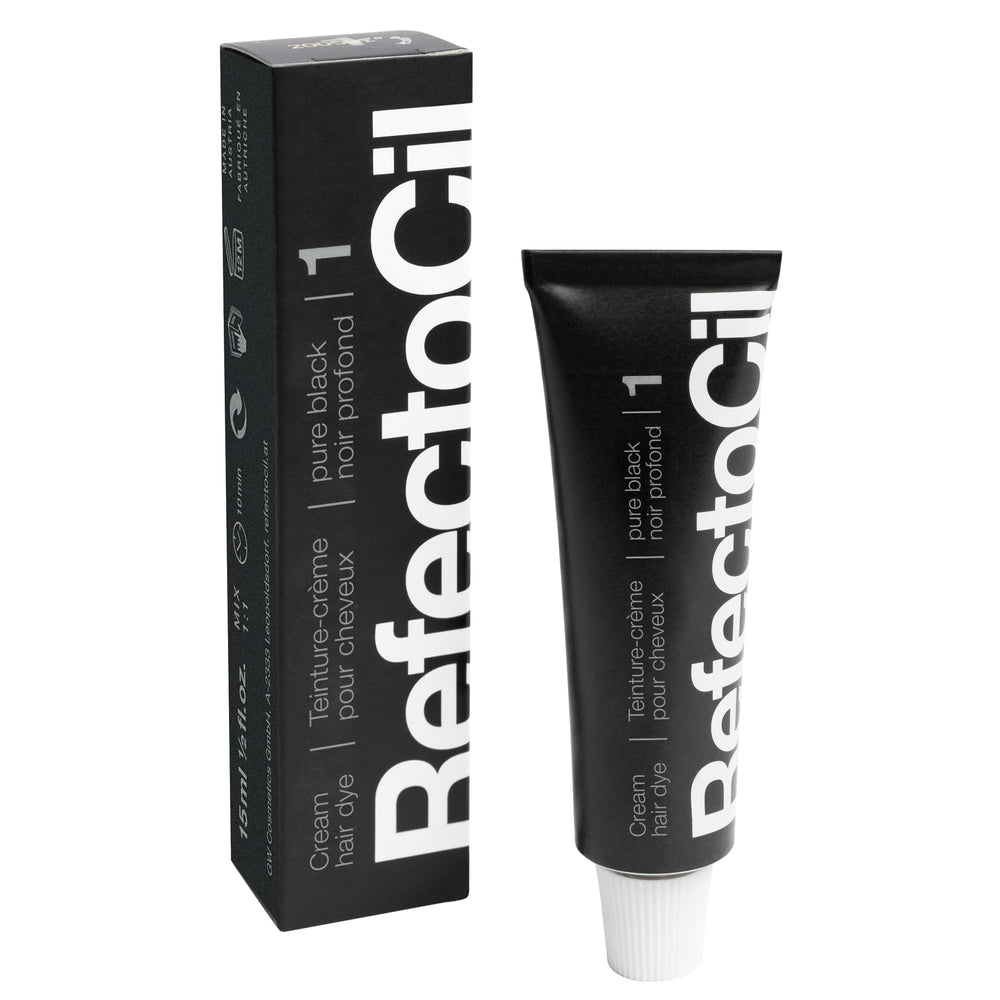 Refectocil application set — easy at-home tinting with precise results.