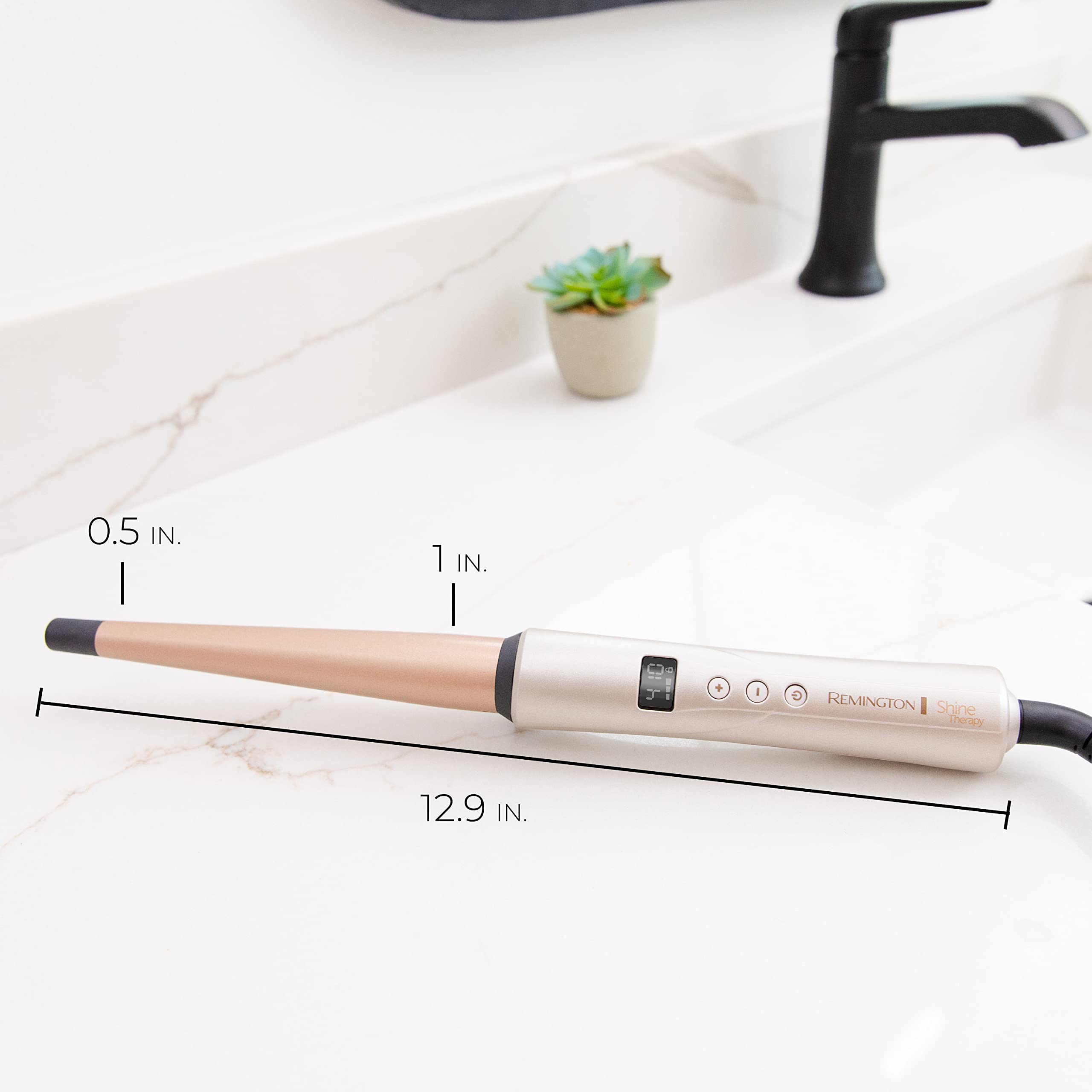Remington Shine Therapy gloss finish demo highlighting shine enhancement.