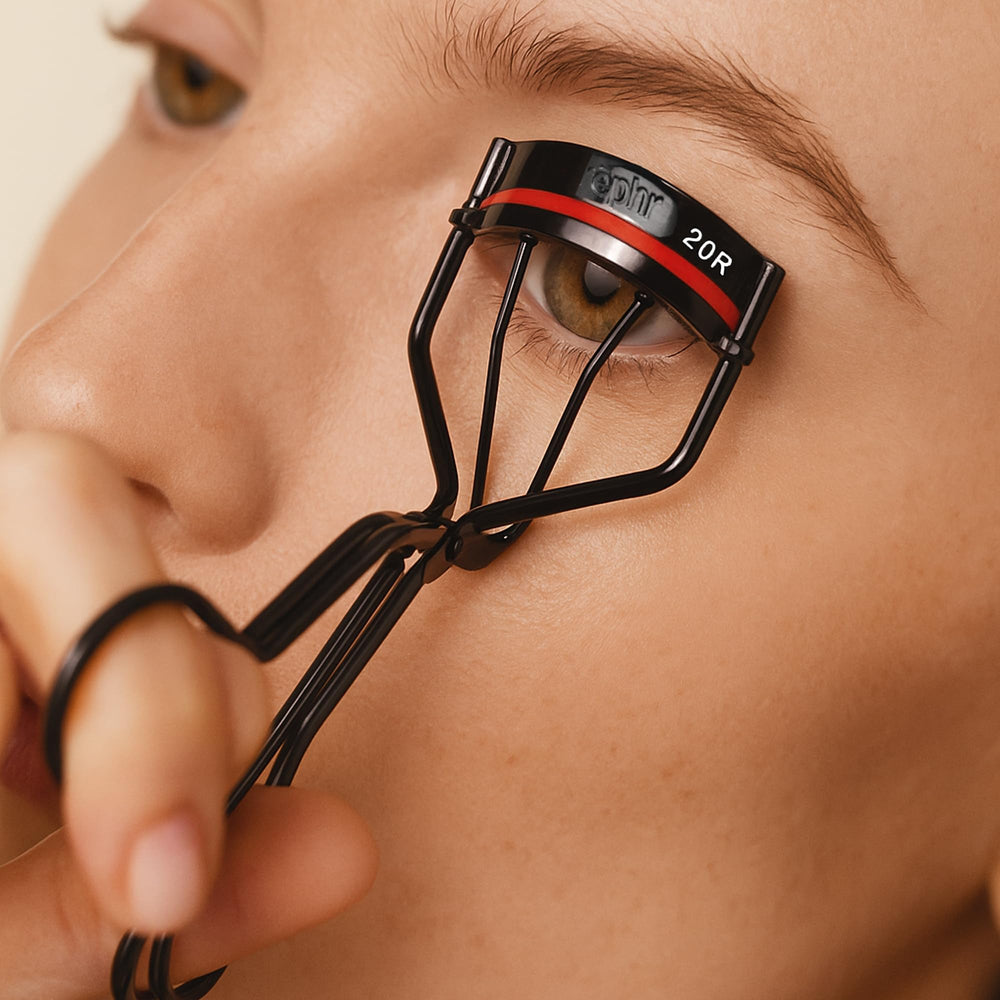 rephr 20R universal-fit illustrates compatibility with many eye shapes for comfortable use.