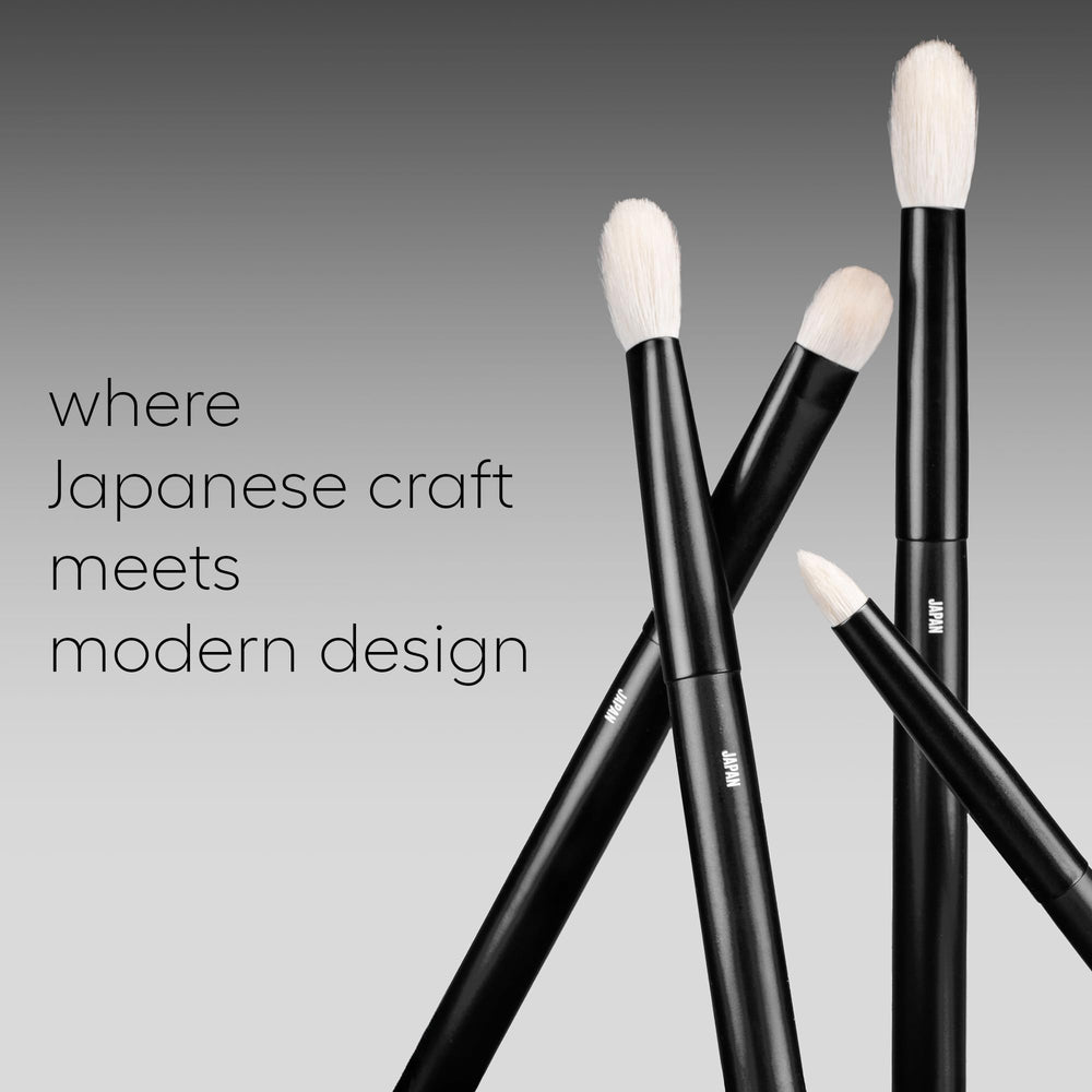 rephr The Core Eye Set brush-15-crease for soft, controlled crease color
