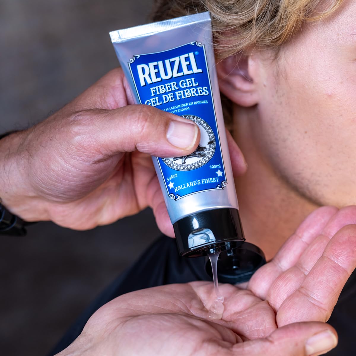 REUZEL Fiber Gel: fragancia dulce suave durante la aplicación.