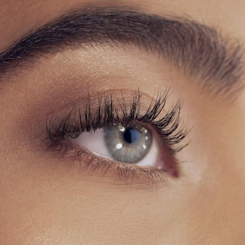 Close-up of applicator tip for precise nightly application.