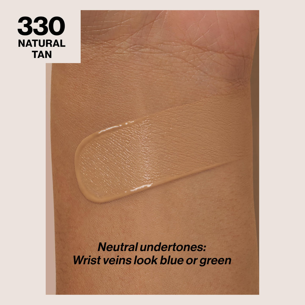 Base REVLON ColorStay con acabado medio para look versátil
