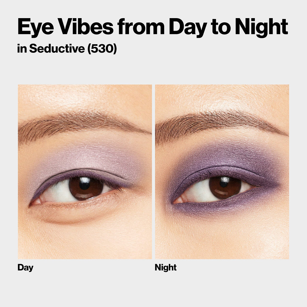 Revlon ColorStay Day to Night Quad, textura polvo-crema para aplicación suave.