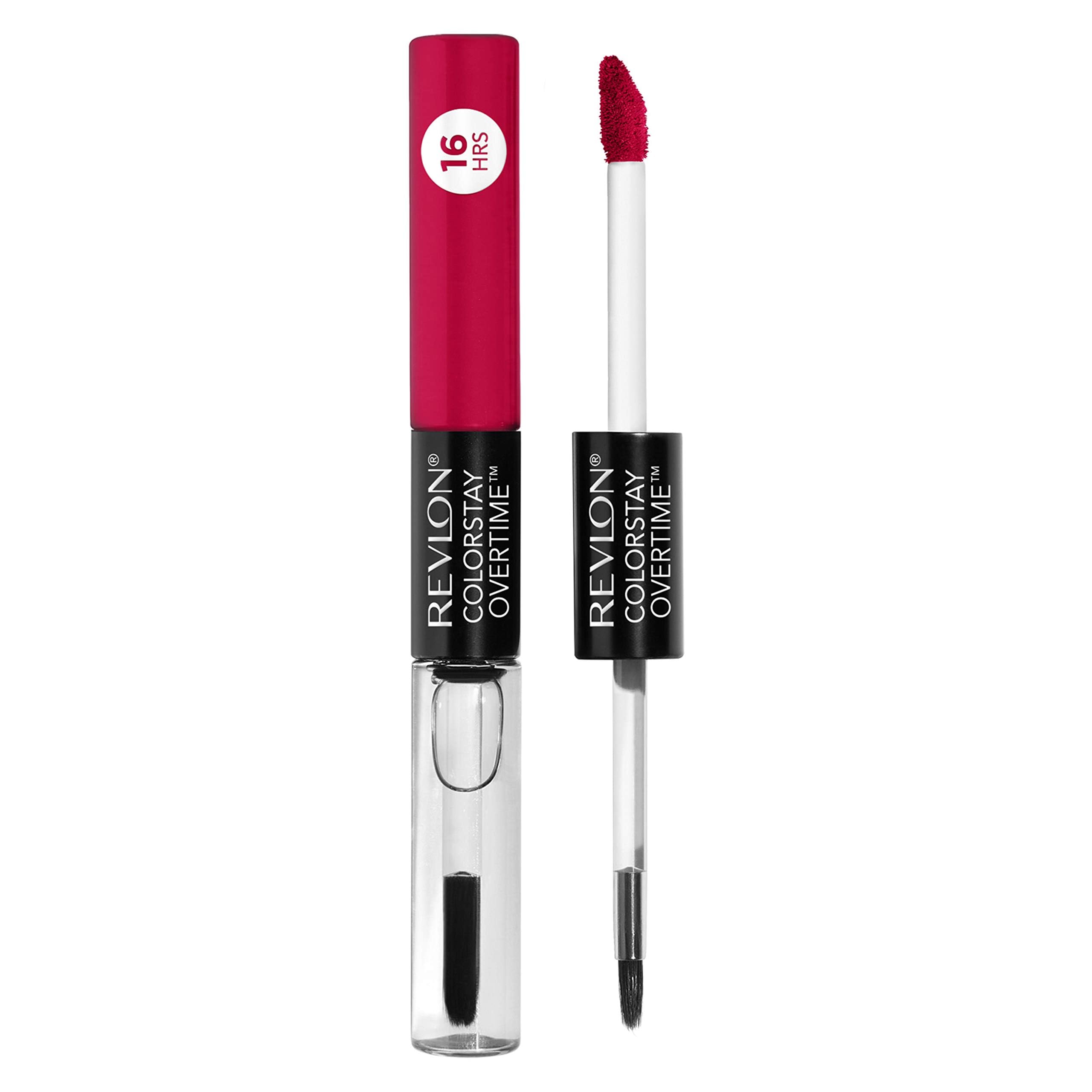 Revlon ColorStay Overtime Lipcolor aplicada en labios para color duradero.