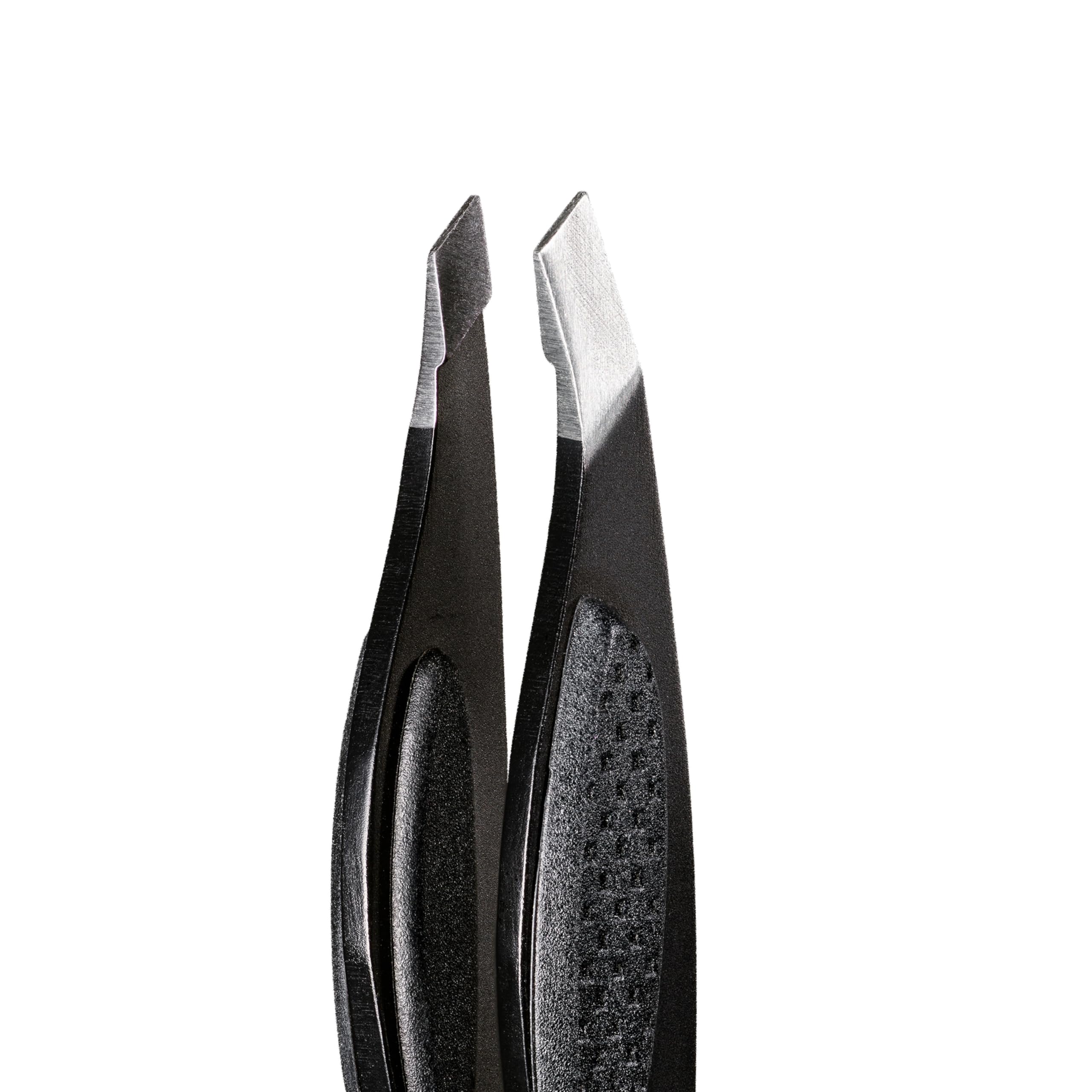 Stainless-steel slant tips provide targeted tweezing
