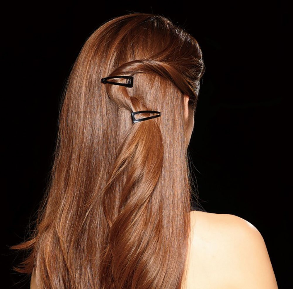 REVLON Double Grip Clips in black color for versatile everyday styling.