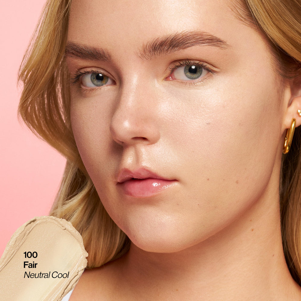 REVLON Glimmer Stick: acabado radiante que ilumina la piel al instante.