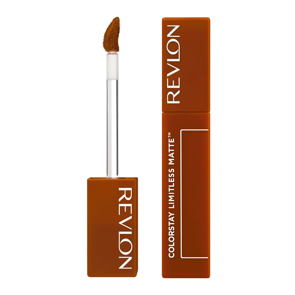 REVLON ColorStay Limitless Matte con aplicador ergonómico para trazos precisos.