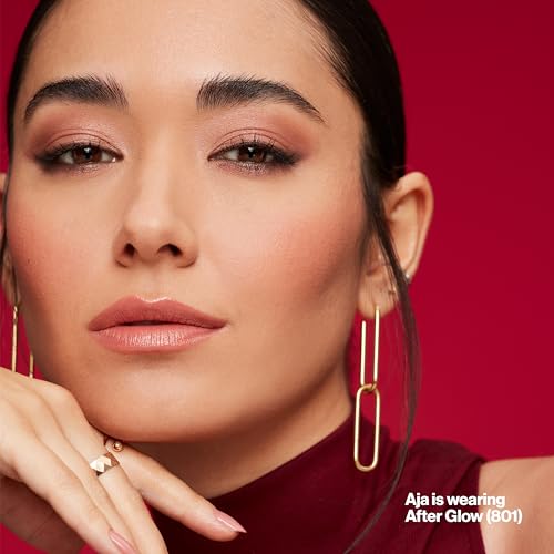 REVLON Labial Super Lustrous, aplicación suave ideal para uso diario