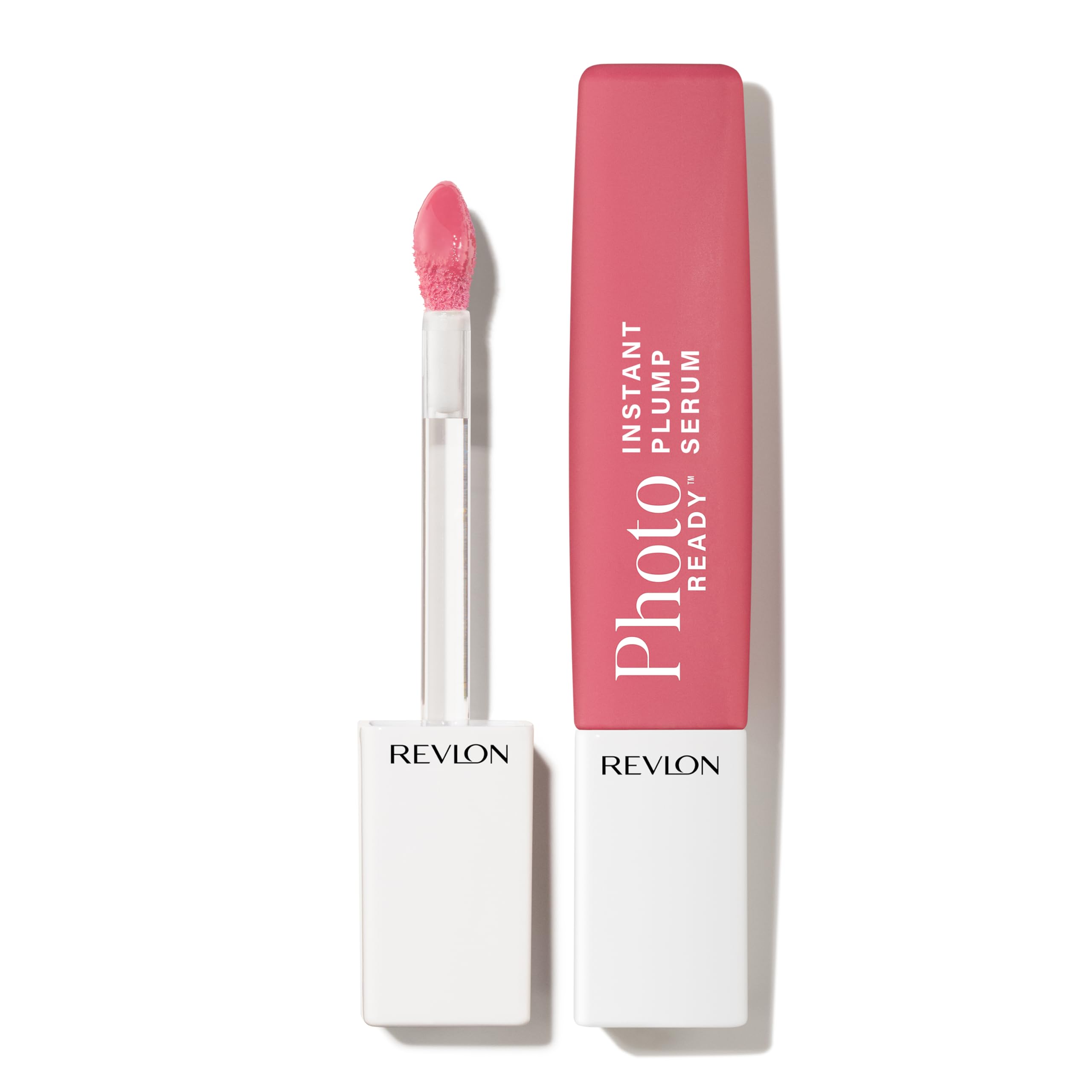 REVLON PhotoReady Serum aplicado en labios aporta volumen y suavidad.