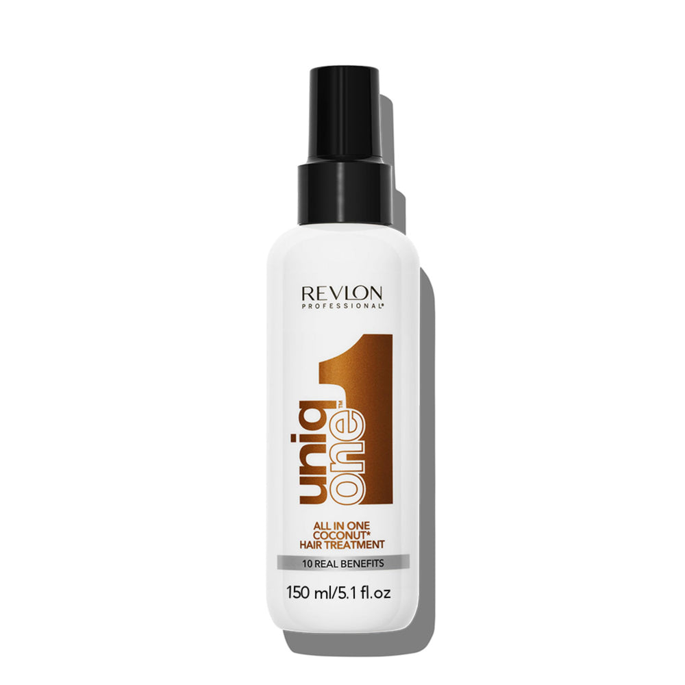 UNIQONE spray-on on wet hair for fast conditioning and shine