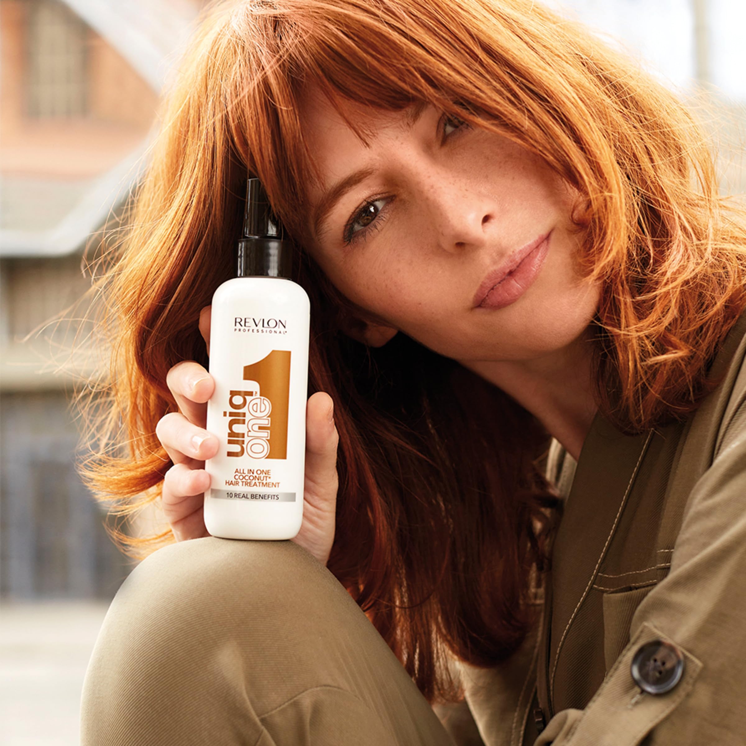 Tropical coconut fragrance impression in UNIQONE packaging