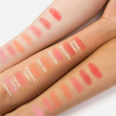 Revolution Beauty London blush en formato compacto facilita retoques en cualquier lugar