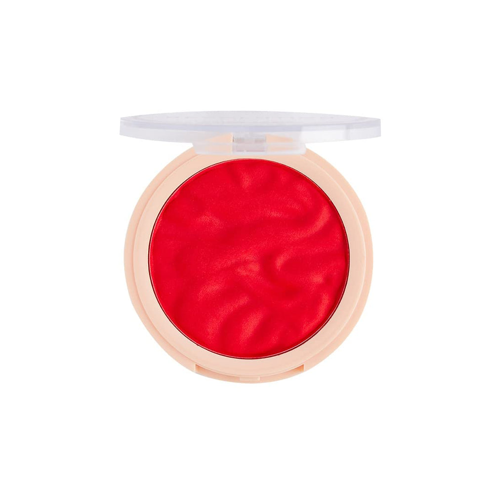 Revolution Beauty London blush permite capas ligeras para un toque sutil y único