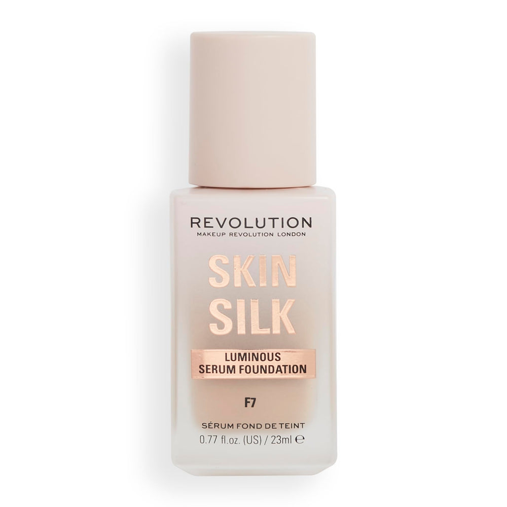 Revolution Skin Silk: aplicación con brocha para cobertura ligera y uniforme.