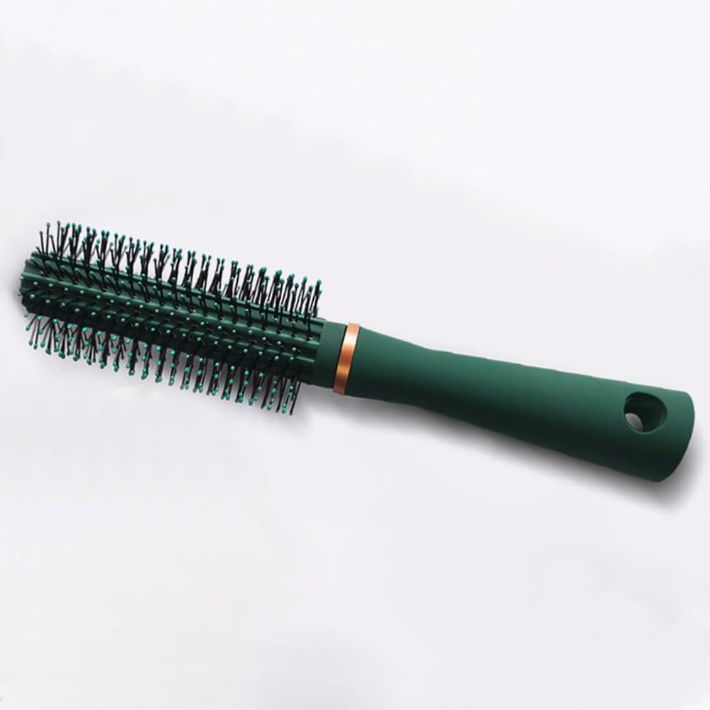 Reazana styling brush works on both wet and dry hair for versatility.