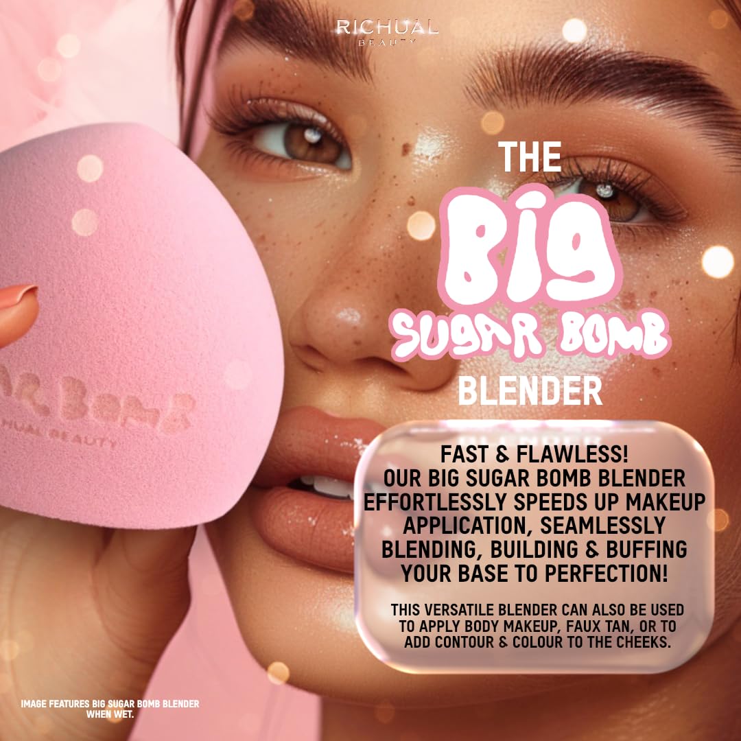 Richual Beauty Sugar Bomb sponge showing bounce for quick blending.