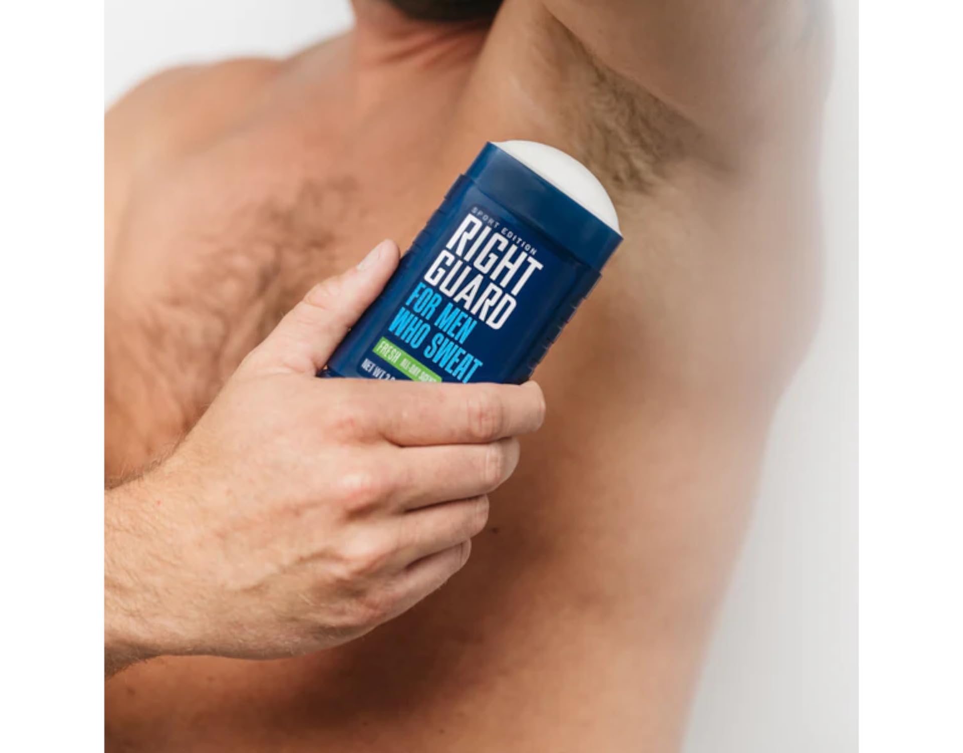 Right Guard Sport Fragancia Fresca Sólido Invisible, fragancia fresca que acompaña todo el día.