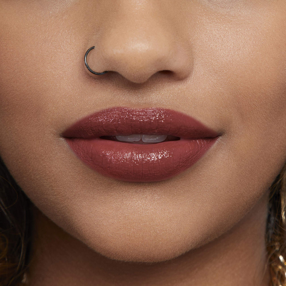 Rimmel Provocalips makeup bag with Lip Color essentials