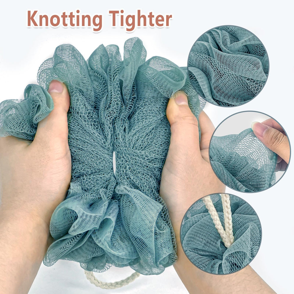 RNOAFMU shower loofah in blue helps rinse away dirt and oil effectively